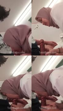 Hijab Zilla sepong kontol gede viral.mp4.mp4