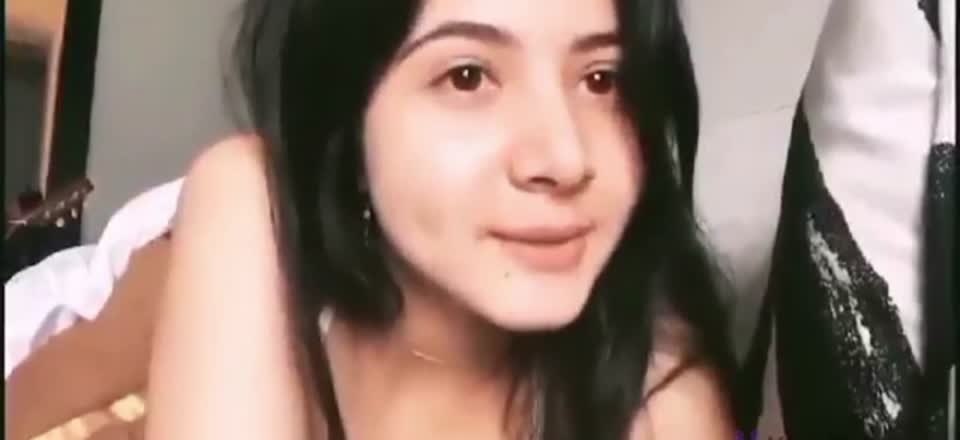 Viral artis Bulan sut3n4.mp4