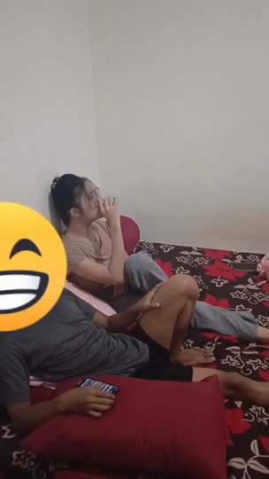 Percakapan seru di kost pacar - DoodStream.mp4