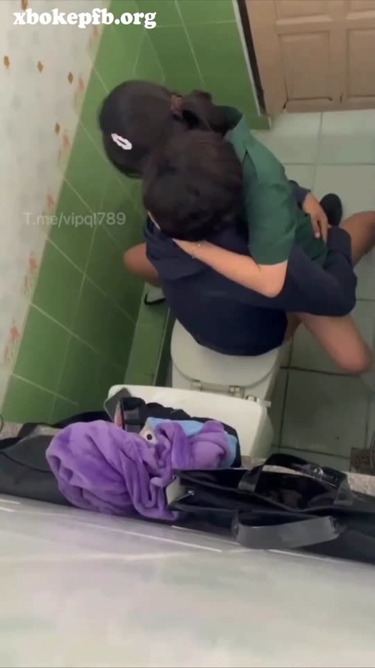 Intip abg Thailand di wc.mp4