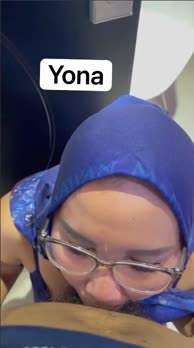 Thumbnail Tante Yona hijab nyepong depan pintu