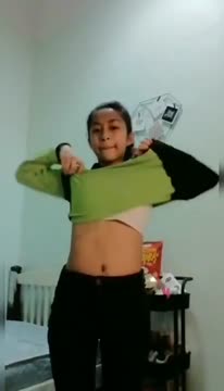 SMP Pulang Sekolah Masih Pake Baju Olahraga