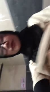 Hijab Kacamata Cute 05.mp4