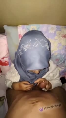 Genjot Memek Cewek Jilbab Cantik - Kingbokep.mp4