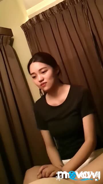 Di pijat sama cewek amoi Gabung grub tele @VIDEOViralin1.mp4