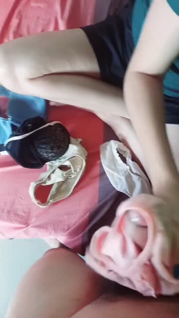 dikocokin sepupu